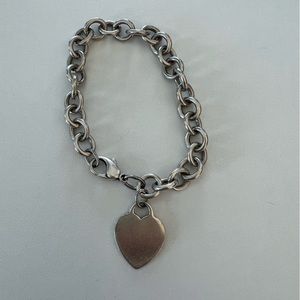 Tiffany & Co. |  Return to Tiffany Heart Tag Bracelet